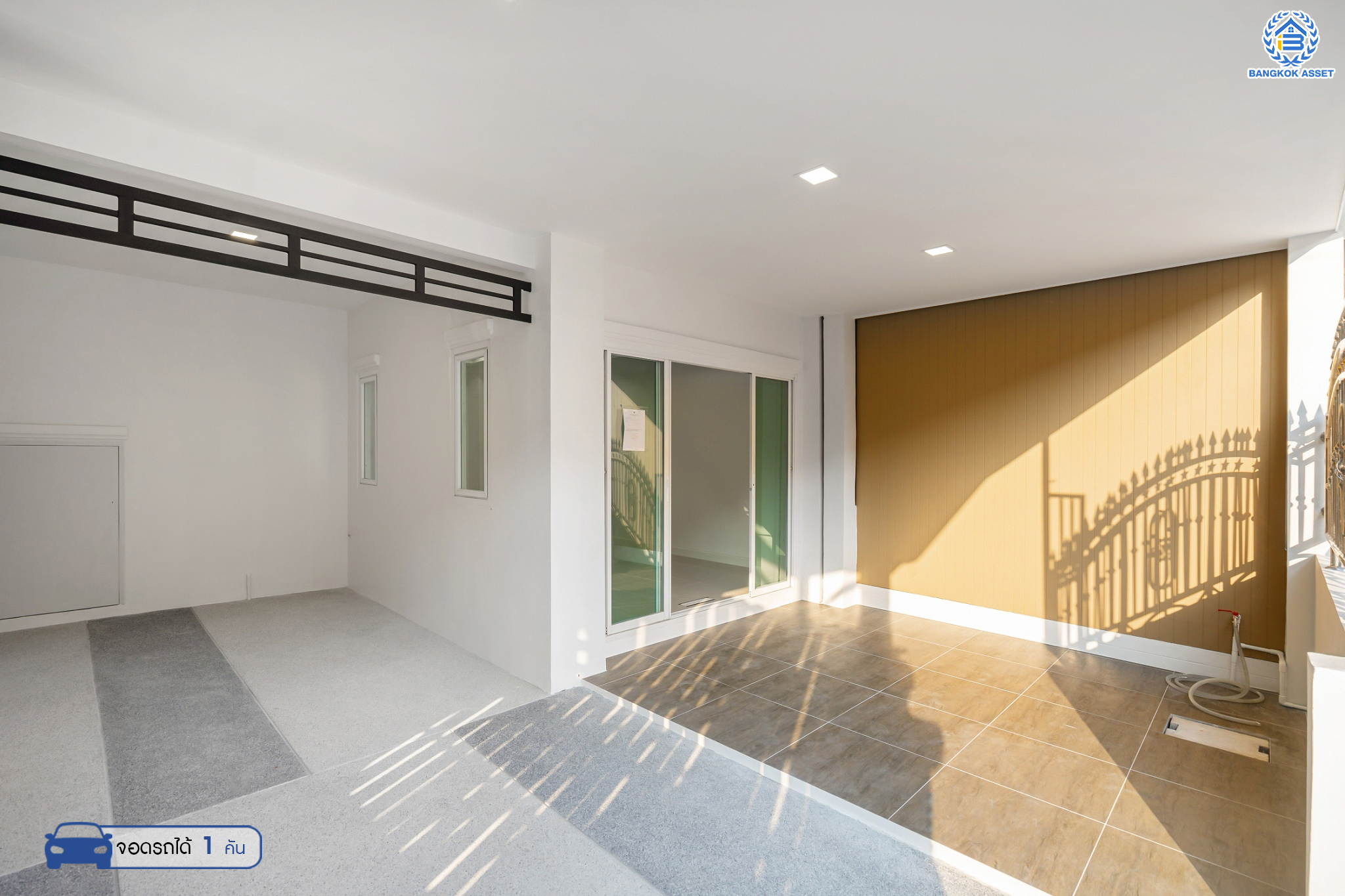 บ้านมือสองตกแต่งใหม่ ม.มณฑล8 ทวีวัฒนา ทาวน์เฮ้าส์เนื้อที่ 22.5 ตร.ว. ฟังก์ชัน 3 ห้องนอน 1 ห้องน้ำ 1 ห้องอเนกประสงค์ 1 ที่จอดรถ เชื่อมต่อทุกการเดินทางทั้ง ถ.เพชกษม, ถ.พุทธมณฑลสาย3, ถ.กาญจนาภิเษก ใกล้เดอะมอลล์บางแค และรถไฟฟ้าสายสีน้ำเงิน "สถานีหลักสอง"